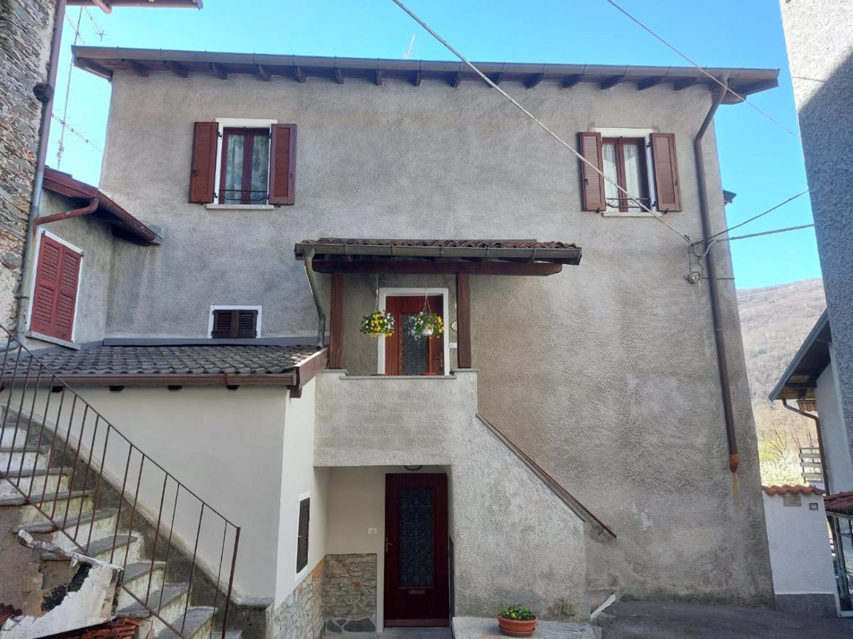 Casa Sassello - Appartamento Menta Dumenza Екстер'єр фото